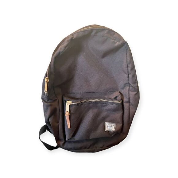 Herschel Supply Company Handbags - ‼️ STORE CLOSING SEND BUNDLE OFFERS ‼️